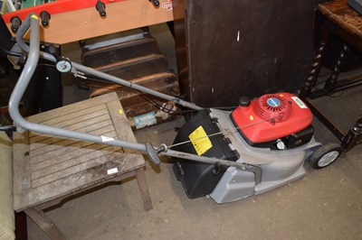 Lot 872 - A Honda 4.5HP petrol lawnmower