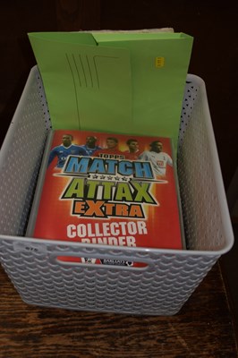 Lot 875 - Quantity of collectors football cards