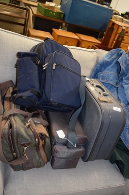 Lot 890 - Four assorted camera bags and suitcase