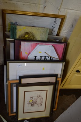 Lot 909 - Mixed Lot: Assorted pictures and prints