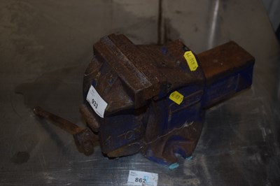 Lot 933 - Bench vice