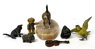 Lot 351 - Small box containing a quantity of metal...