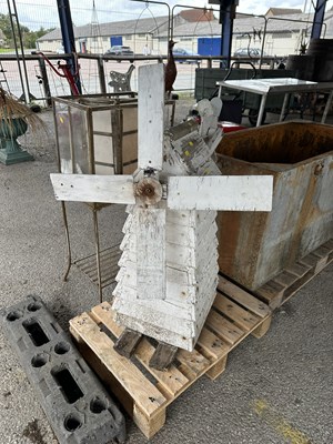 Lot 182a - Wooden garden Windmill
