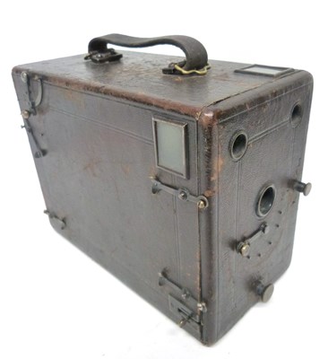 Lot 206 - Vintage cased camera marked 'Murers Express...