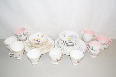 Lot 21 - Quantity of Queen Anne Pampas tea wares...