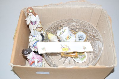 Lot 55 - Mixed Lot:  Various porcelain figures,...