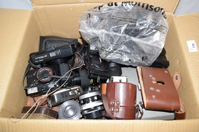 Lot 179 - Large box of assorted cameras and accessories