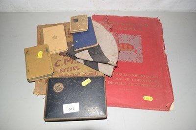 Lot 512 - Mixed Lot: Small quantity of cap badges,...