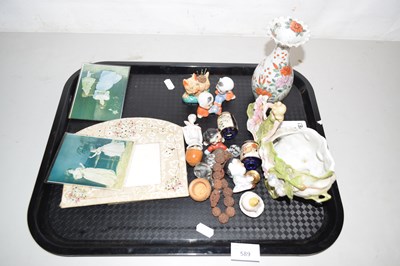 Lot 589 - Mixed Lot: Various assorted ornaments etc