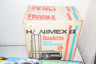 Lot 650 - Slide projector