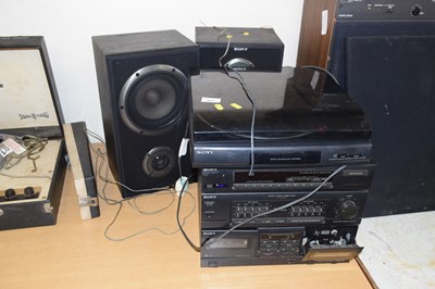 Lot 653 - A Sony stereo