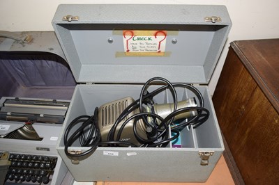 Lot 658 - An Aldis projector