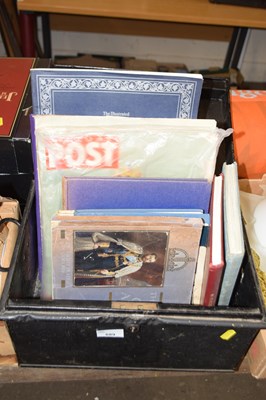 Lot 689 - A box of books royalty related