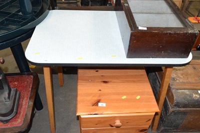 Lot 700 - A retro melomine top kitchen table