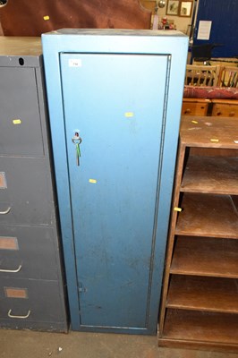 Lot 710 - A metal gun cabinet