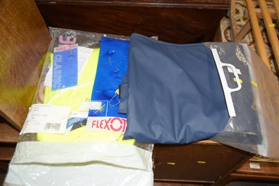 Lot 712 - A hi-viz jacket and trousers