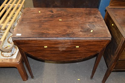 Lot 721 - A Georgian mahogany and cross banded oval...
