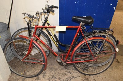 Lot 791 - A vintage British Eagle gents bike together...