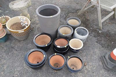 Lot 353 - Mixed Lot: Various modern black glazed...
