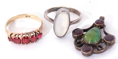Lot 137 - Mixed Lot: white metal and moonstone ring, a...