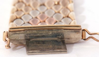 Lot 177 - Modern 9k stamped tri-colour oval link...