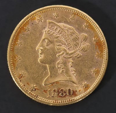 Lot 197 - American $10 gold coin dated 1880