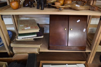 Lot 517 - GROUP OF VINTAGE BOOKS INCLUDING BRIGHT STORY...