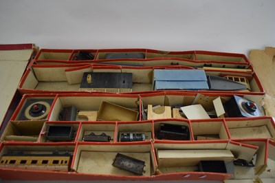 Lot 26 - TRIX TWIN RAILWAY - TWO BOXES CONTAINING...