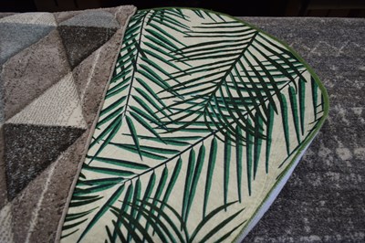 Lot 185 - SMALL CIRCULAR POLYESTER RUG DECORATED WITH...