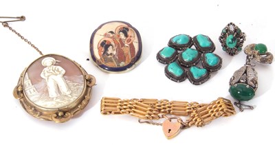 Lot 351 - Mixed Lot : a cameo brooch, a Satsuma inset...