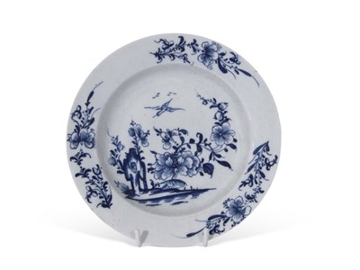 Lot 107 - Rare early Lowestoft small plate decorated in...