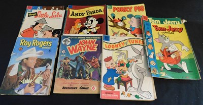 Lot 101 - Box: 70+ assorted comics