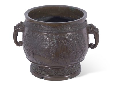 Lot 122 - Large bronze Japanese jardiniere, late Meiji...