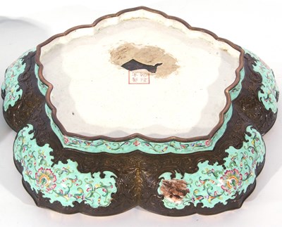Lot 153 - An impressive Canton enamel box and cover of...