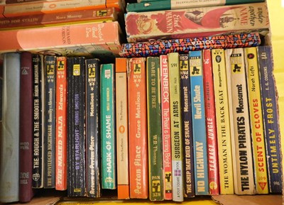 Lot 483 - Box: mixed including quantity paperbacks
