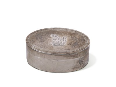 Lot 328a - George III oval silver nutmeg grater, the...