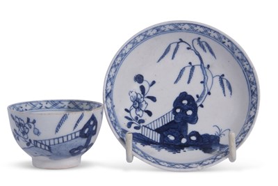 Lot 121 - Lowestoft Porcelain Toy Teabowl and Saucer c.1770