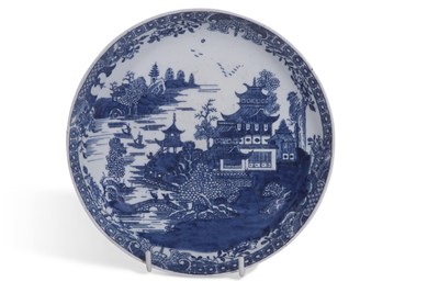 Lot 102 - Lowestoft Porcelain Saucer Dish c.1780