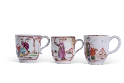 Lot 86 - A group of 3 Lowestoft coffee cups all with...