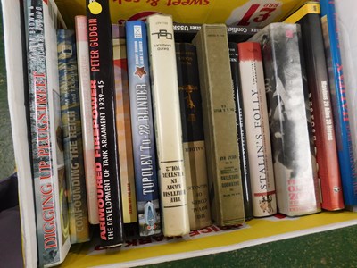Lot 440 - Box: military