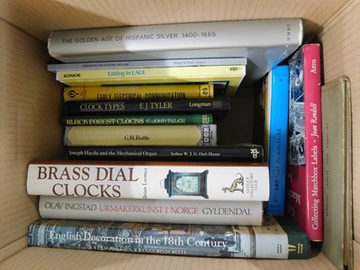 Lot 478 - Box: antiques and collecting etc