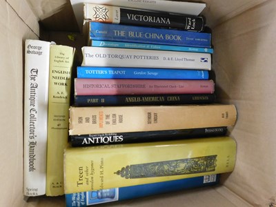 Lot 460 - Two boxes: antiques and collecting
