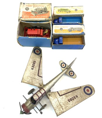 Lot 71 - Mixed lot to include: - Clockwork tin plate...