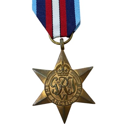 Lot 10 - WWII Arctic Star