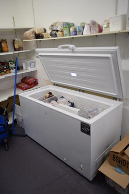 Lot 2 - Logik 4 foot chest freezer