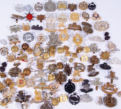 Lot 319 - Bag containing a good quantity of cap badges