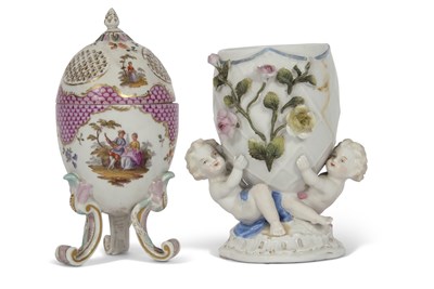 Lot 92 - 19th Century pot pourri vase and cover in the...