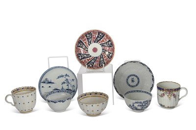 Lot 98 - Group of English porcelain including a...
