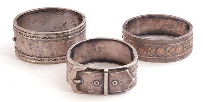 Lot 323 - Mixed Lot: Victorian silver hinged buckle...