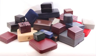 Lot 375 - Large quantity of jewellery boxes (void)